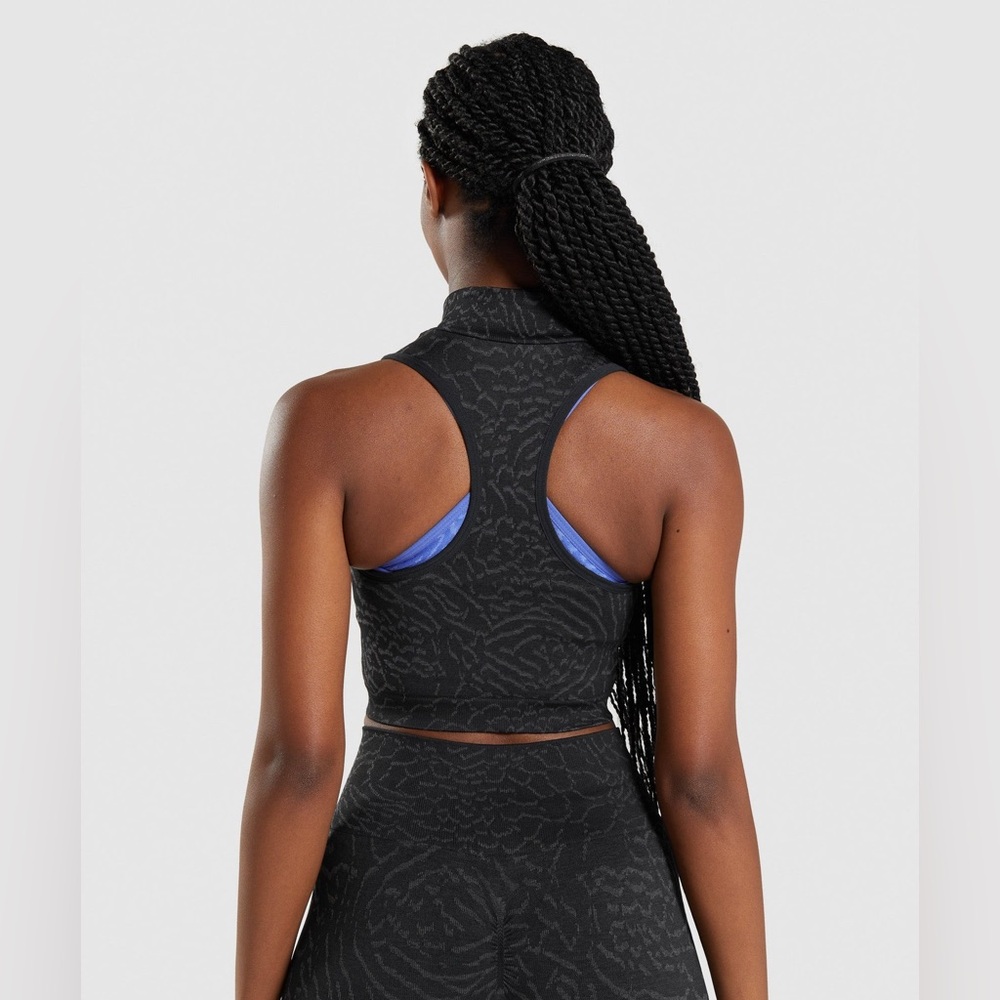Gymshark Adapt Seamless Crop - Picture 2 of 8